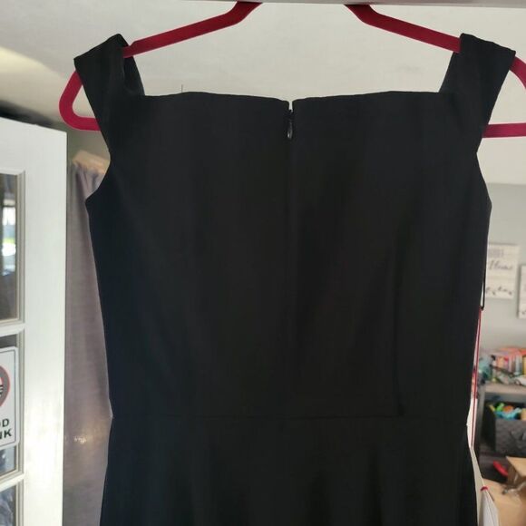 Alexander McQueen Women's Black Wool Crepe Midi Dress Size 42 - Picture 10 of 16